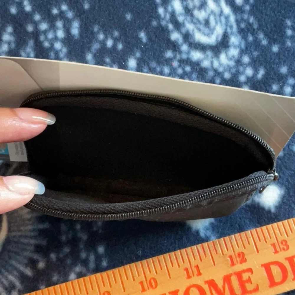 GreenBrier International Inc. Neoprene Camera Case, NWT